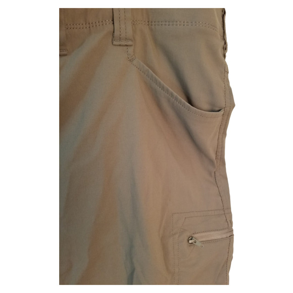 Wrangler Authentic Classic Relaxed Fit Cargo 7 Pocket Shorts Khaki Men’s Size 46 - Picture 5 of 9